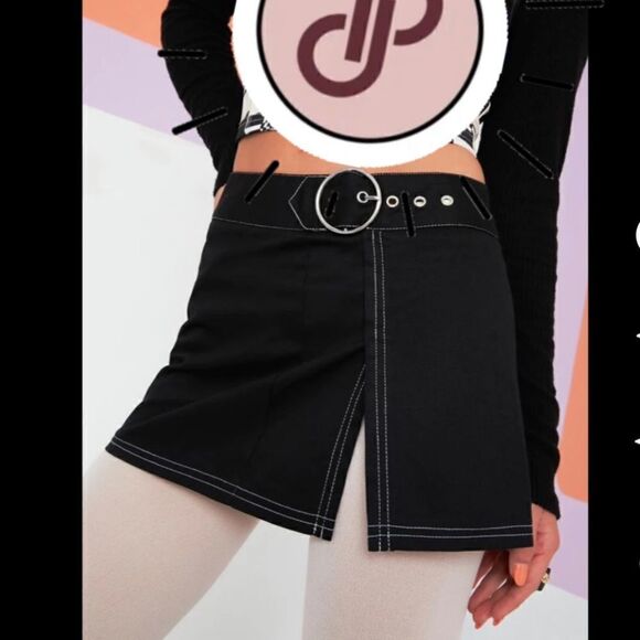 Current Mood A Little Lovin' Mini Skirt - Picture 2 of 8